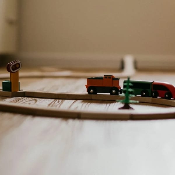 Ahşap Tren ve Vagonlar, 4 Parça