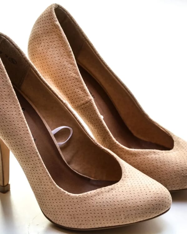 Delikli Stiletto Bej