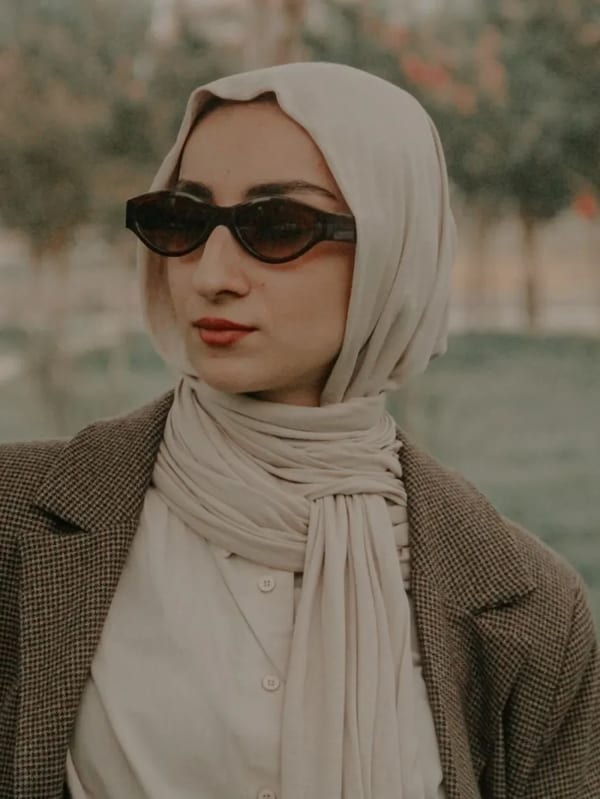 Medine İpeği Eşarp Bej