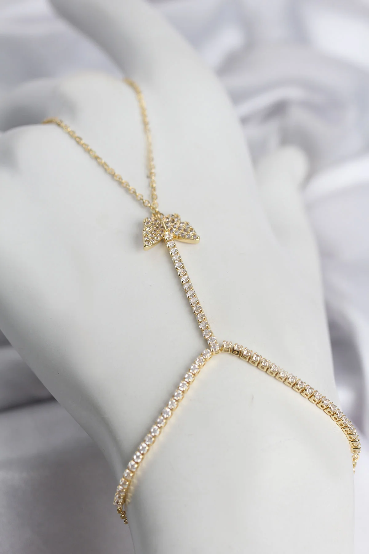Gold Renk Pirinç Zirkon Taşlı Kelebek Model Şahmeran